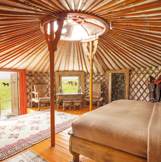 ORIGINAL GLAMPING - LUXURY CAMP WORLDWIDE - NUUK FJORD - CANADA - THREE CAMEL LODGE - MONGOLIA